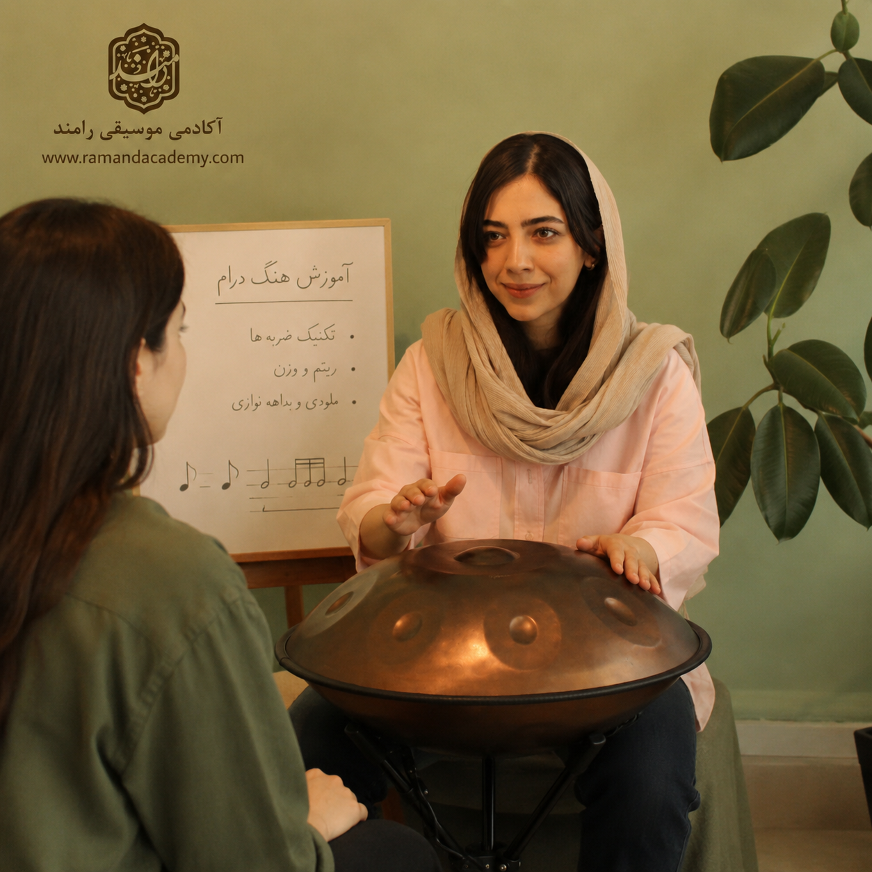 آموزش هنگ درام به نوجوانان در آکادمی رامند