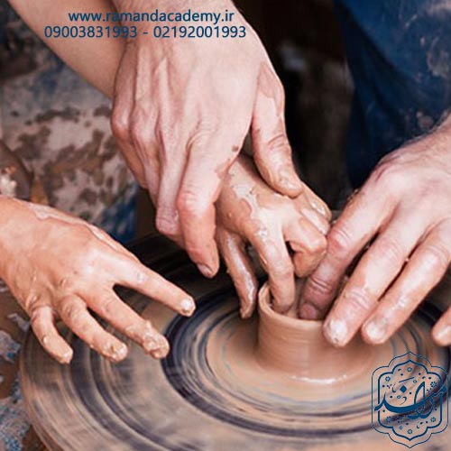 آموزش سفالگری کودکان توسط استاد طیبه یوسفی