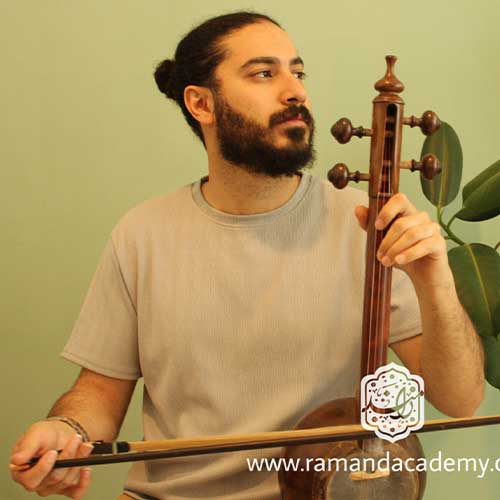 آموزش کمانچه با استاد امیرحسین قوامی